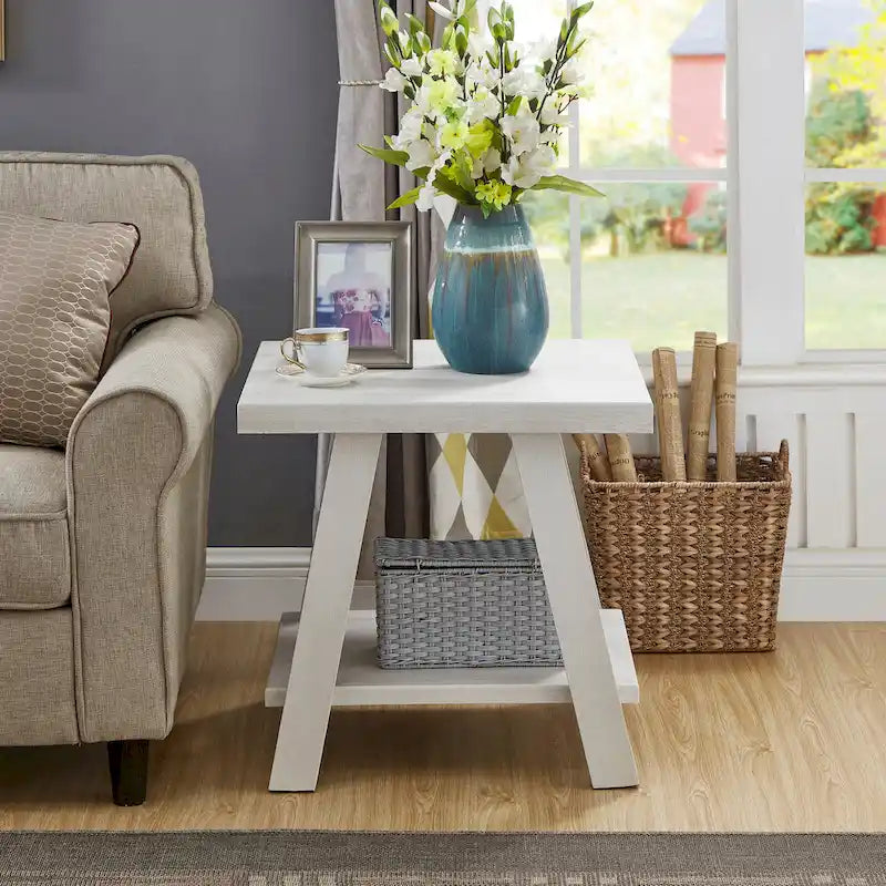 Table d'appoint contemporaine en placage de bois dur avec étagère inférieure