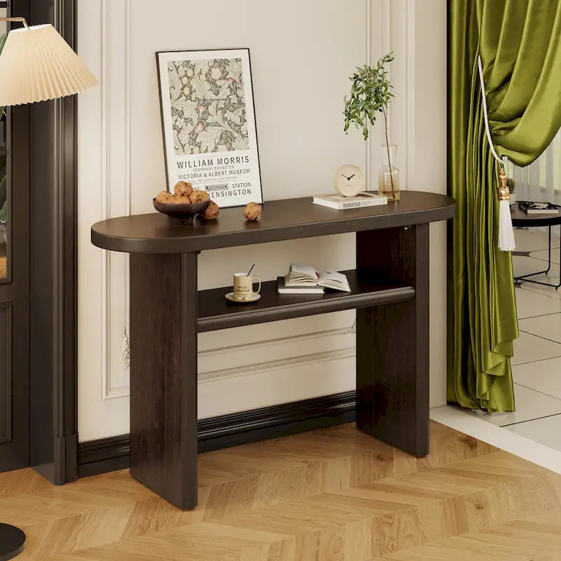 Console minimaliste avec bords arrondis et étagère inférieure