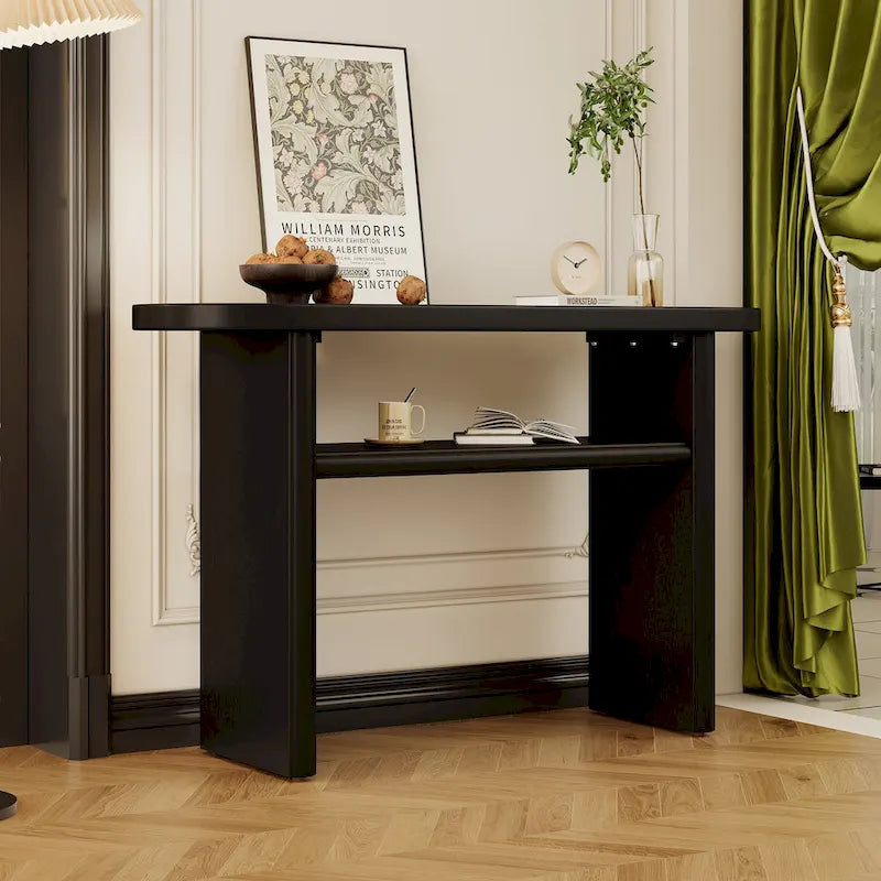Console minimaliste avec bords arrondis et étagère inférieure
